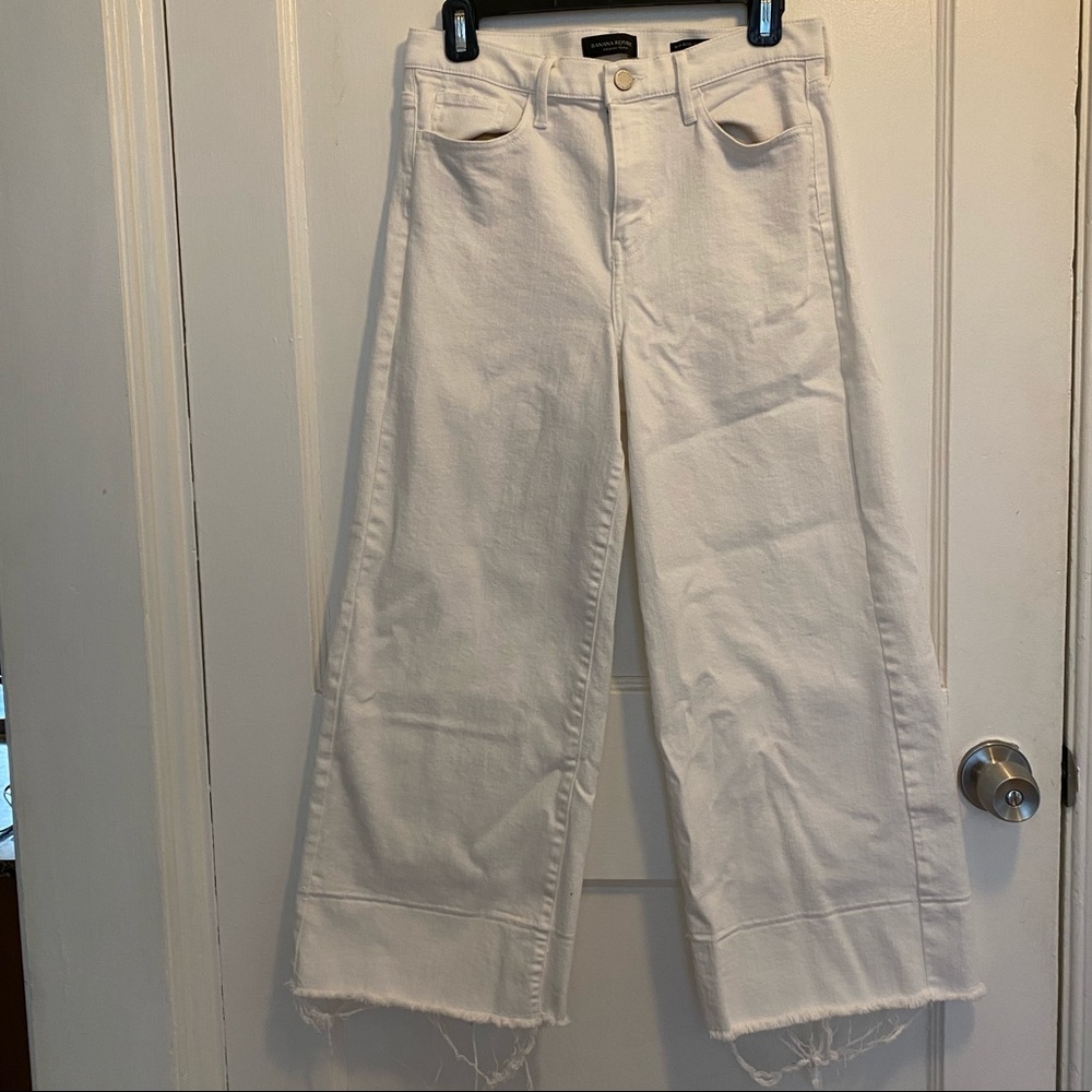 White wide leg cropped jeans from Banana Republic